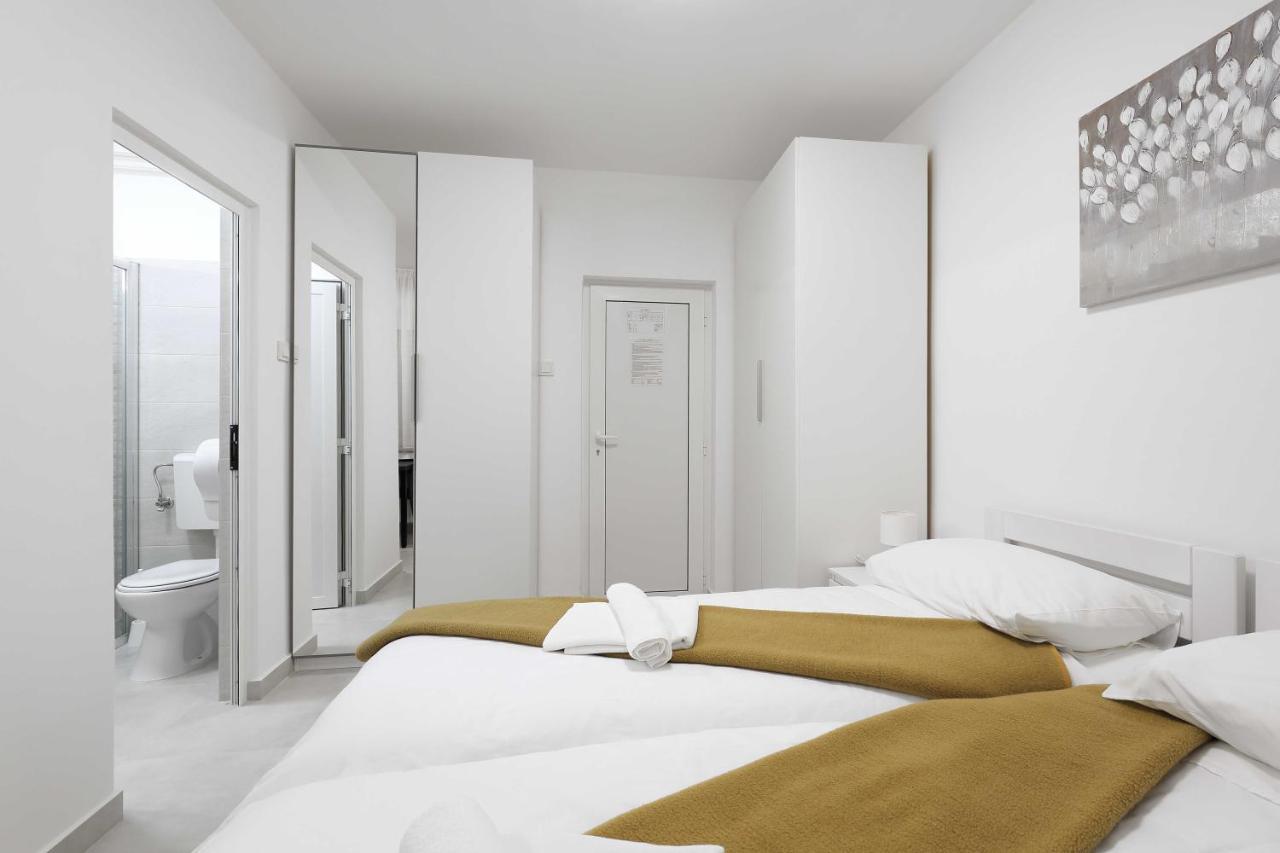 Rooms Studentsko Naselje Ivan Goran Kovacic リエカ エクステリア 写真