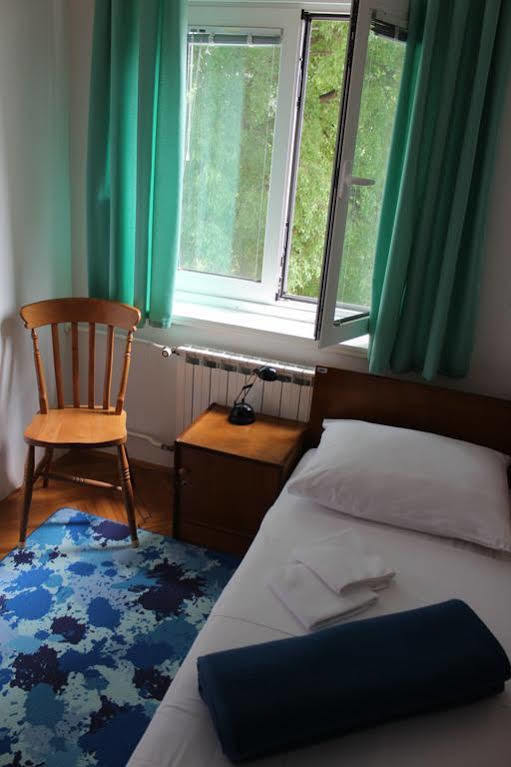 Rooms Studentsko Naselje Ivan Goran Kovacic リエカ エクステリア 写真